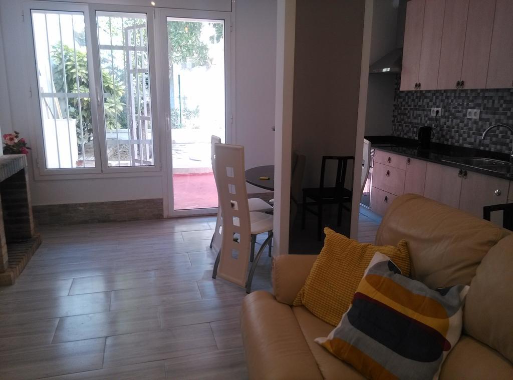 Apartamentos Bcntourism Пинеда-де-Мар Экстерьер фото
